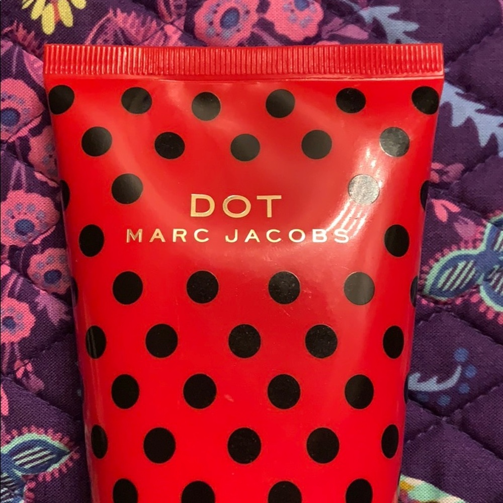 Dot by Marc Jacobs lotion 5.1 fl oz 150 ml